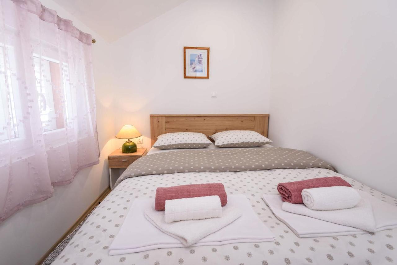 Apartamento Bonaca Rogotin Exterior foto