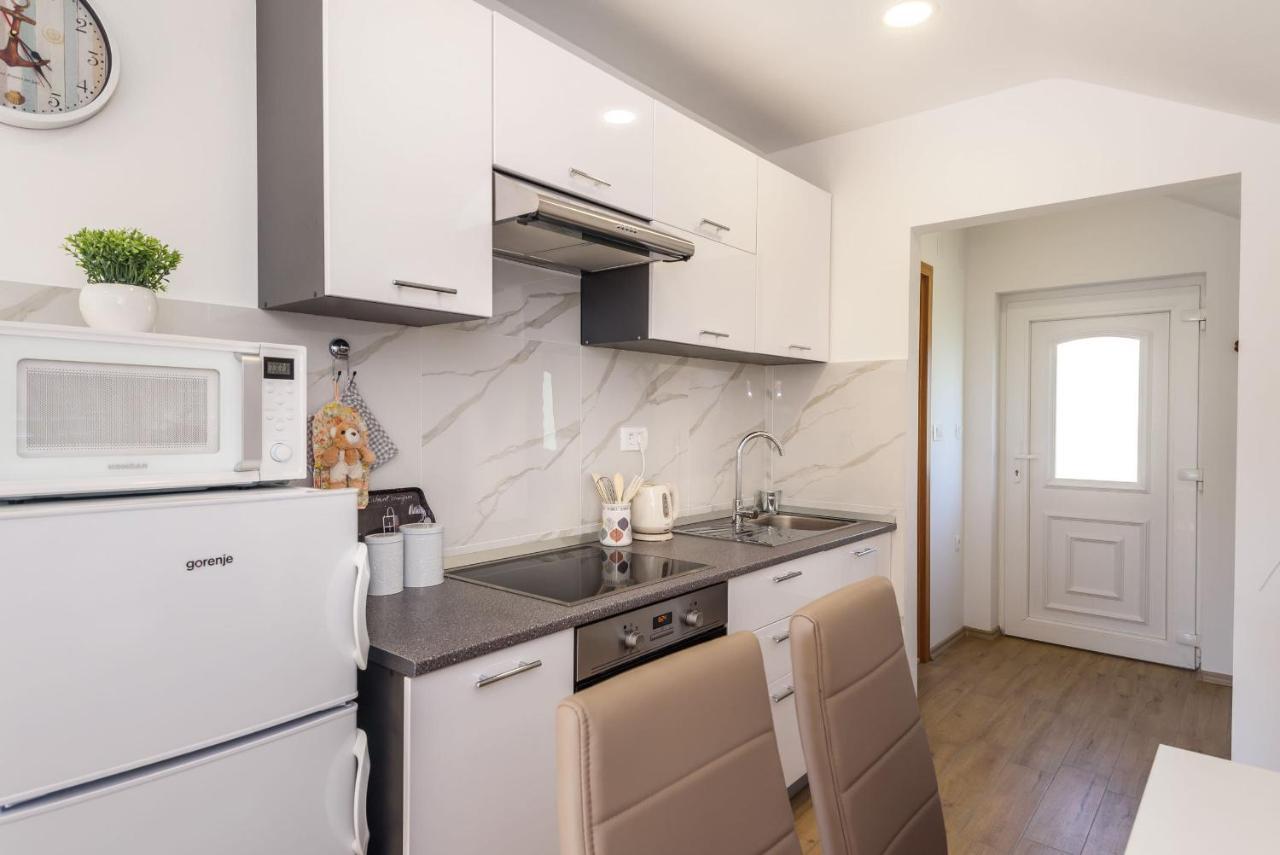 Apartamento Bonaca Rogotin Exterior foto
