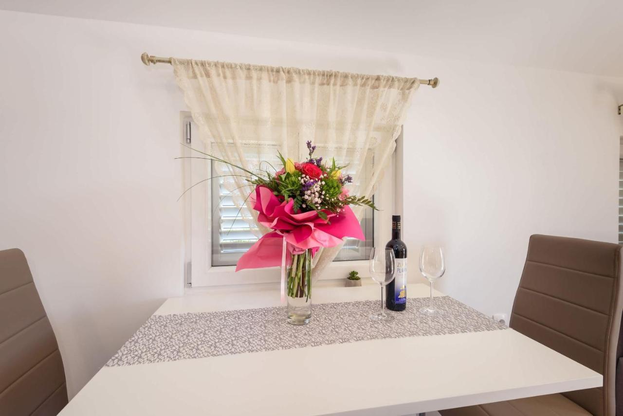 Apartamento Bonaca Rogotin Exterior foto