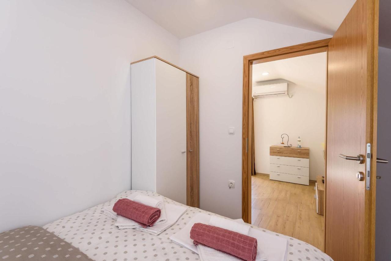 Apartamento Bonaca Rogotin Exterior foto